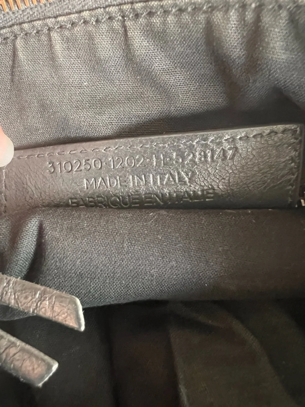 Balenciaga Motocross Agneau Classic Flat Crossbody Bag - Picture 8 of 15